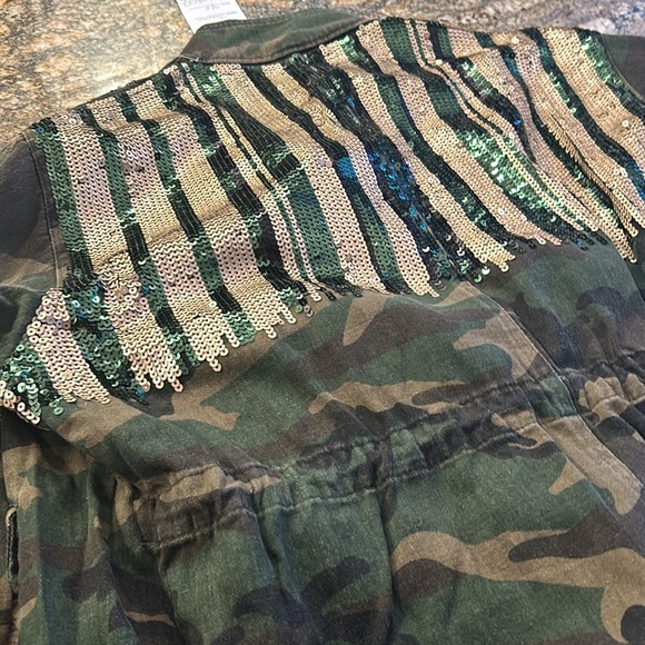 Camo jacket - Picture 4 of 4